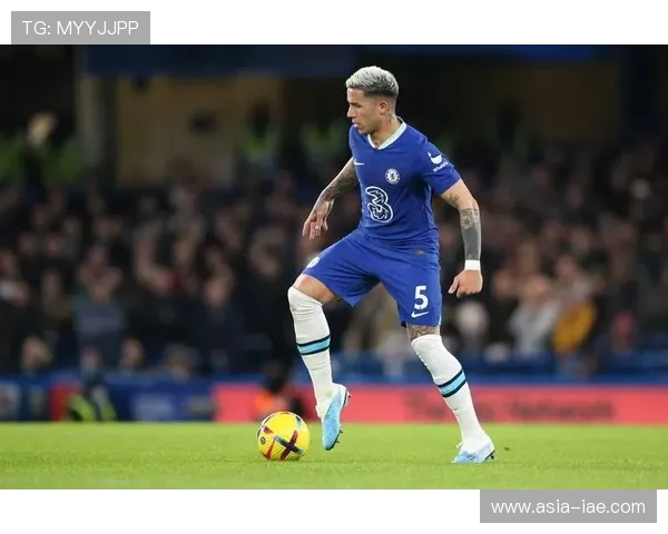 恩佐中场价值飙升，受到广泛关注与讨论的欧洲足球新星