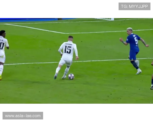 巴尔韦德:快速反击中的推进与终结关键点分析 巴尔韦德:快速反击中的推进与终结关键点分析