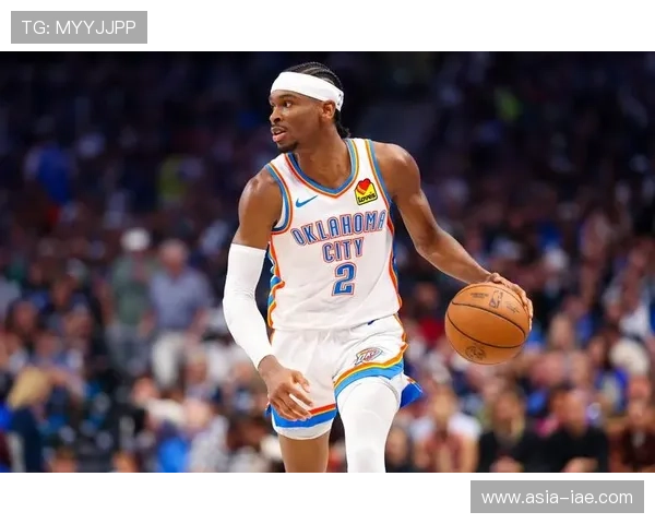 亚历山大无球跑动效率提升，主导雷霆进攻拉开空间