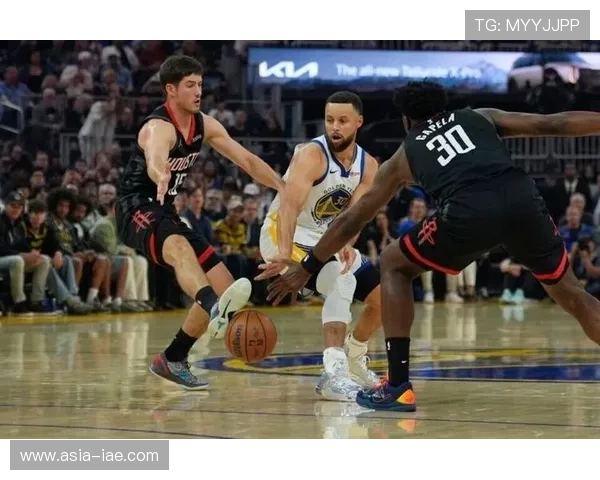 库里比上季更依赖挡拆持球拉开外线效率