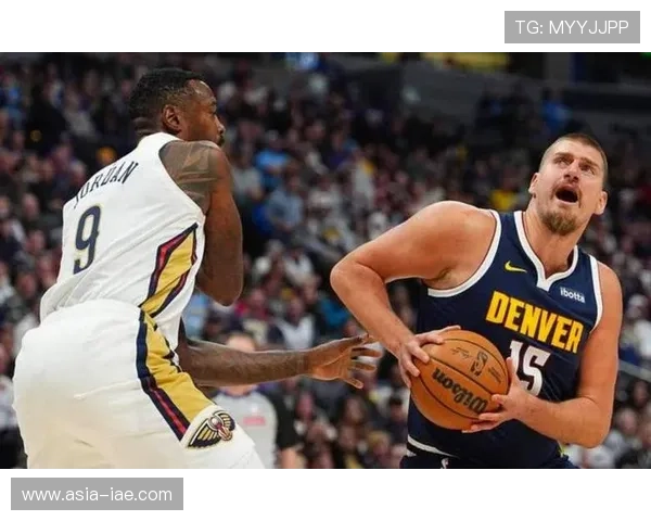 恩比德背打对位约基奇 拉开内线进攻效率差距